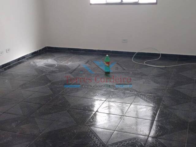 #SA0001 - Sala para Locação em Taboão da Serra - SP - 2
