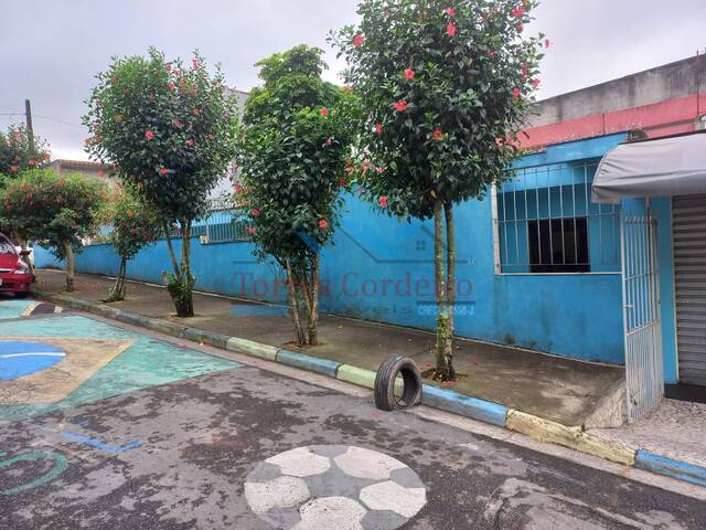 #CA0136 - Casa para Venda em Embu das Artes - SP