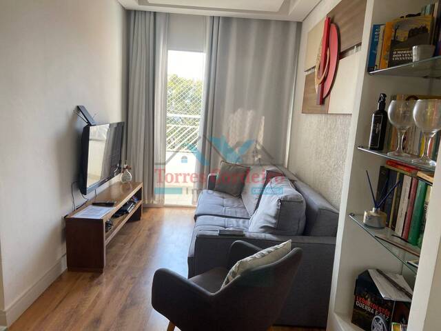 Apartamento para Venda em Embu das Artes - 3