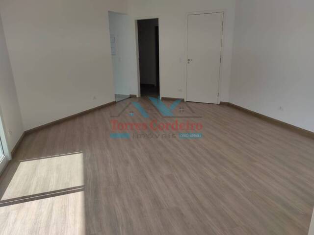 Apartamento para Locação em Embu das Artes - 2